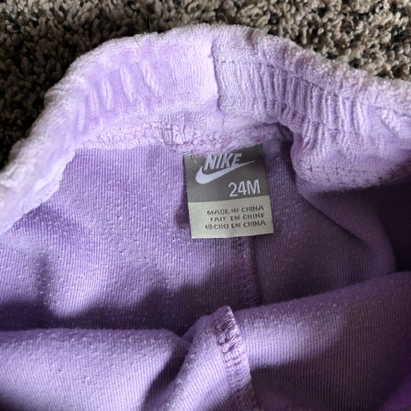 Nike pants - Picture 3 of 3